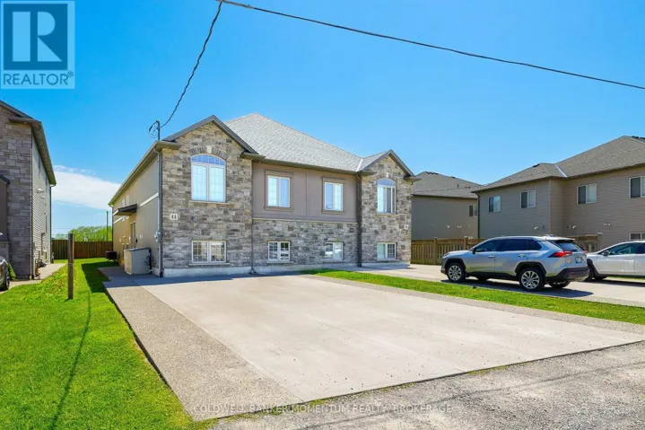 44 CLEVELAND STREET, Thorold (Thorold Downtown), Ontario L2V3K4
