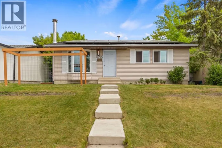 6795 Malvern Road NE, Calgary, Alberta T2A5R1