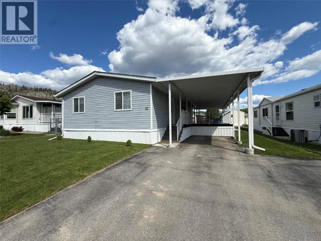 7225 BOUNDARY Drive Unit# 32, Grand Forks, British Columbia V0H1H0