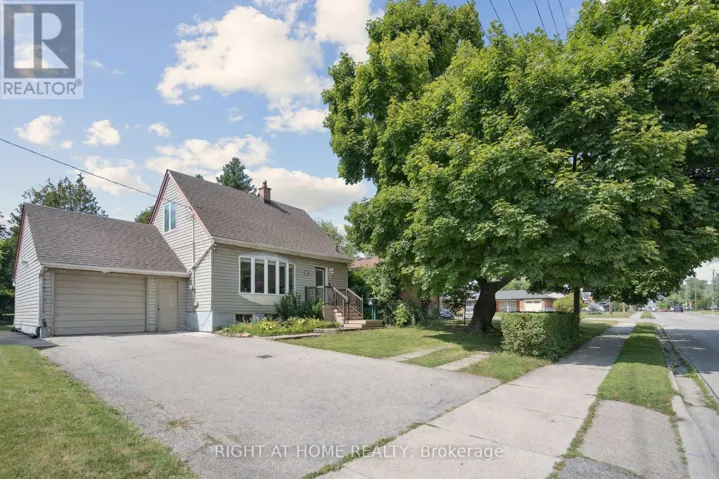 2343 MOUNTAINSIDE DRIVE, Burlington (Mountainside), Ontario L7P1C1