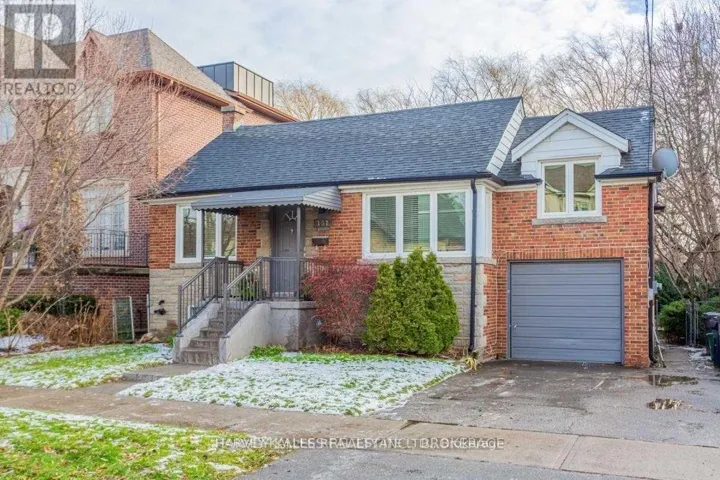MAIN - 157 VIEWMOUNT AVENUE, Toronto (Englemount-Lawrence), Ontario M6B1T5