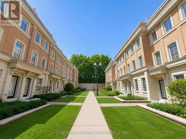 12 - 20 HARGRAVE LANE, Toronto (Bridle Path-Sunnybrook-York Mills), Ontario M4N0A4