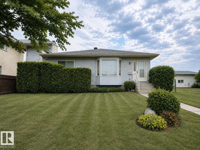 4005 55 AV, Whitecourt, Alberta T7S1C5