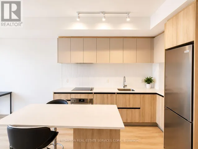 813 - 7950 BATHURST STREET, Vaughan (Beverley Glen), Ontario L4J0L4