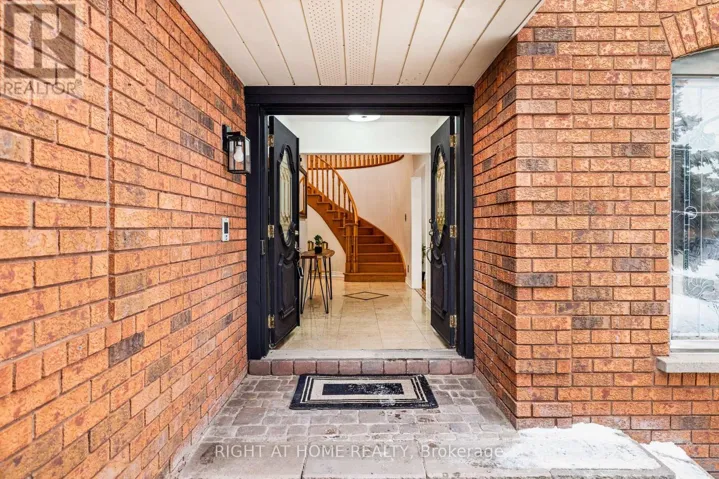 4469 IDLEWILDE CRESCENT, Mississauga (Central Erin Mills), Ontario L5M4E8