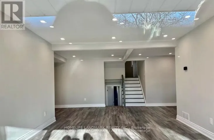 2421 SPEYSIDE DRIVE, Mississauga (Sheridan), Ontario L5K1X5