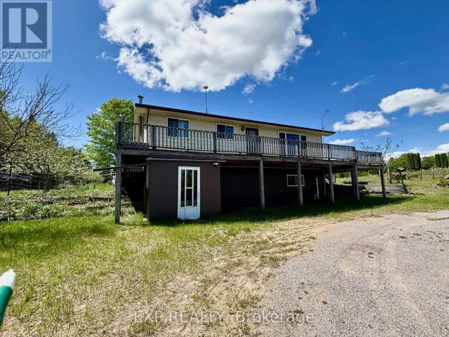 2527 MATAWATCHAN ROAD, Greater Madawaska, Ontario K0J2R0
