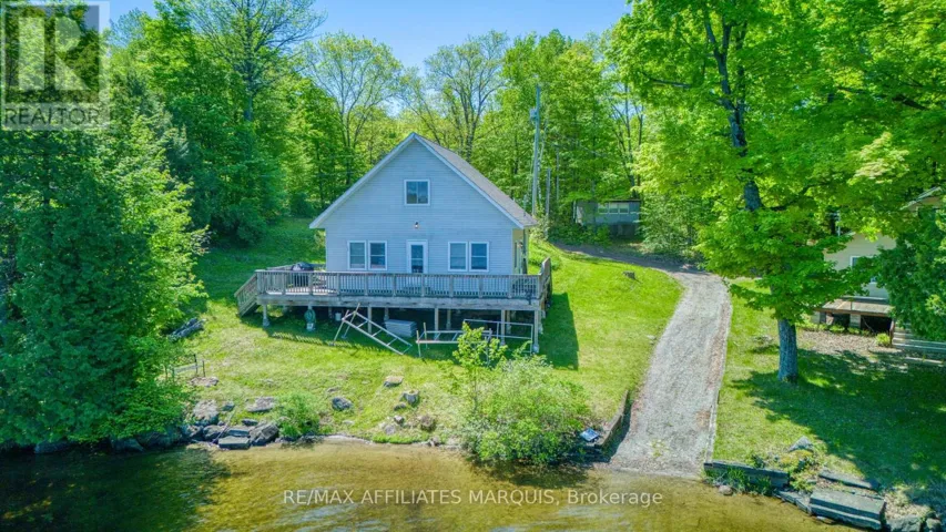 4 WARNER LANE, Rideau Lakes, Ontario K0G1X0