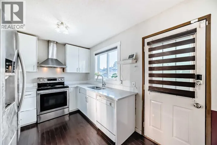 11 Martinwood Road NE, Calgary, Alberta T3J3G6