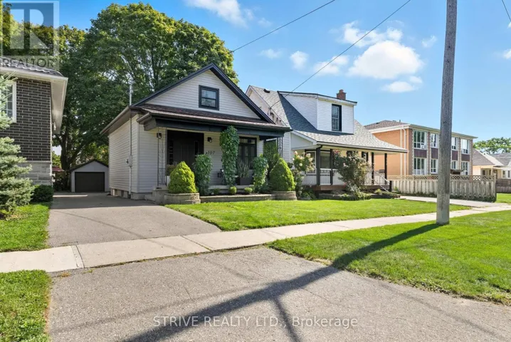 107 CROMWELL AVENUE, Oshawa (Vanier), Ontario L1J4T5