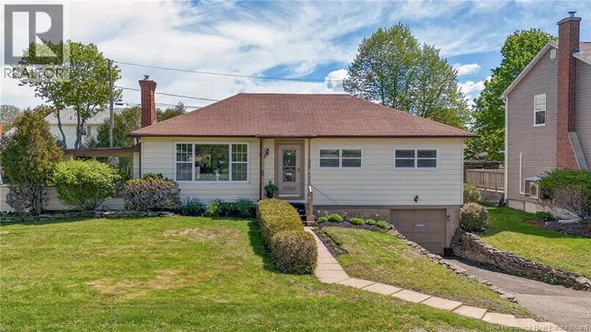 90 Bayview Drive, Saint John, New Brunswick E2M4E1