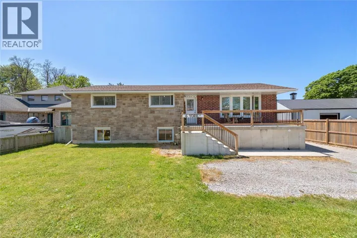 6 YORK STREET, Lambton Shores, Ontario N0N1J0