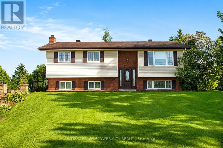18528 PARAGON ROAD, South Glengarry, Ontario K6H5R5