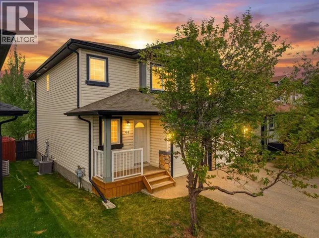 44 Arthur Close, Red Deer, Alberta T4R3M5