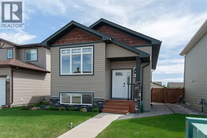 104 Almond Crescent, Blackfalds, Alberta T4M0J5