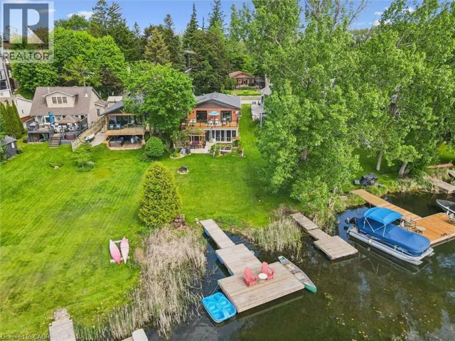 39 HOLLY Trail, Puslinch, Ontario N3C2V4