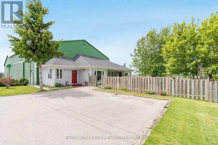 240 KING STREET, King, Ontario L3Y4V9