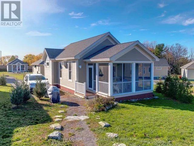 98 - 20 BUTTERNUT LANE, Prince Edward County (Athol Ward), Ontario K0K1P0