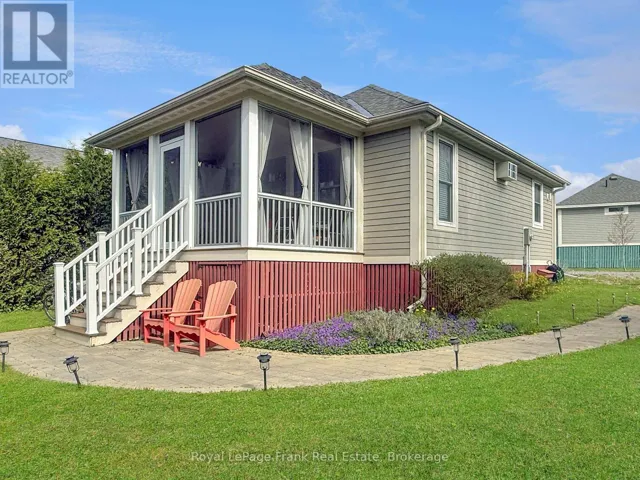 85 - 87 BUTTERNUT LANE, Prince Edward County (Athol Ward), Ontario K0K1P0