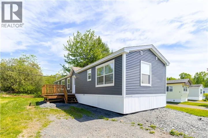 16 Tamarack Drive, Lincoln, New Brunswick E3B6T1