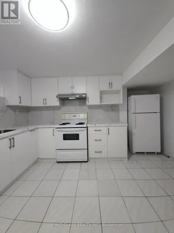 27 MACKLINGATE COURT, Toronto (Agincourt North), Ontario M1V1A2