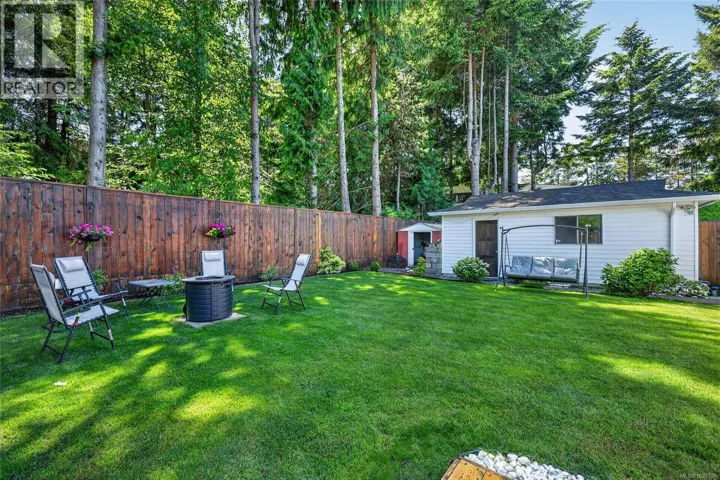 6421 Portsmouth Rd, Nanaimo, British Columbia V9V1A3