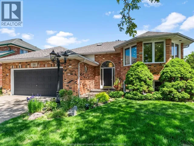 211 Sunnyside, LaSalle, Ontario N9J3J2