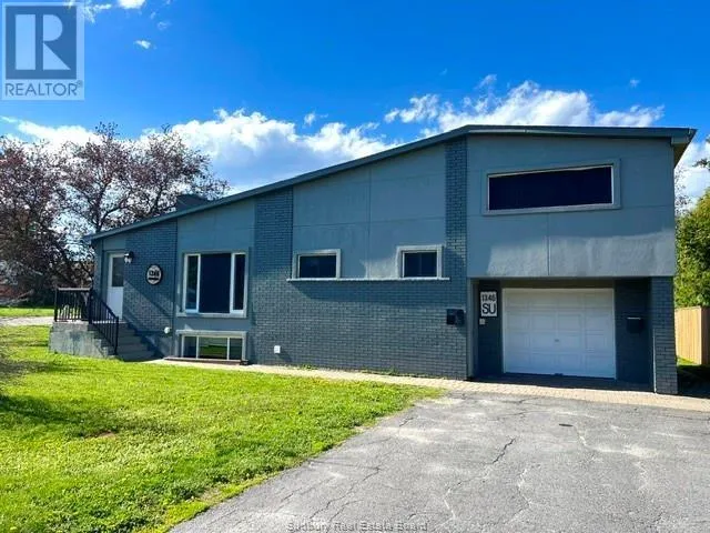 1346 Wedgewood Drive, Greater Sudbury, Ontario P3A3E4