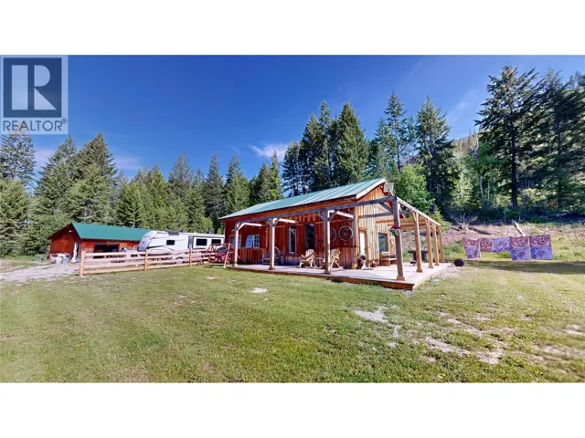 5055 95 Highway, Castledale, British Columbia V0A1J0