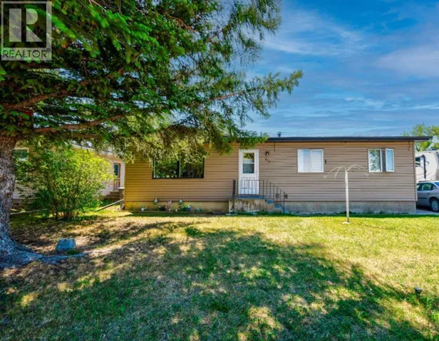 517 55 Avenue W, Claresholm, Alberta T0L0T0