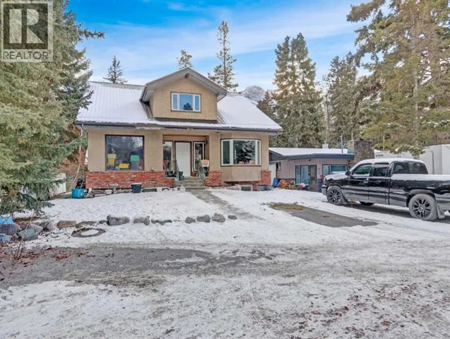 809 13 Street, Canmore, Alberta T1W1W5
