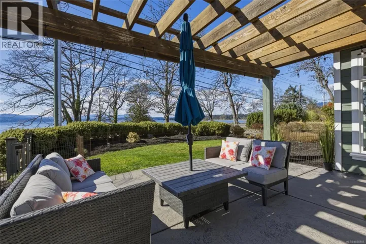 10117 West Saanich Rd, North Saanich, British Columbia V8L5T6