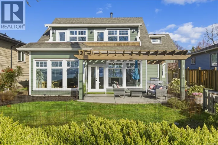 10117 West Saanich Rd, North Saanich, British Columbia V8L5T6