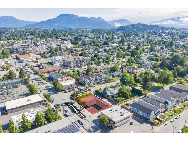 9072 YOUNG ROAD, Chilliwack Downtown, Chilliwack, British Columbia V2P4R6