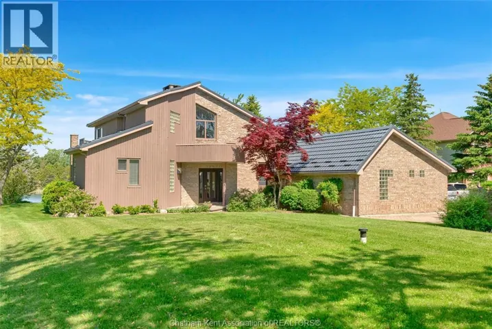 10691 Lakeview DRIVE, Chatham, Ontario N7M5J3