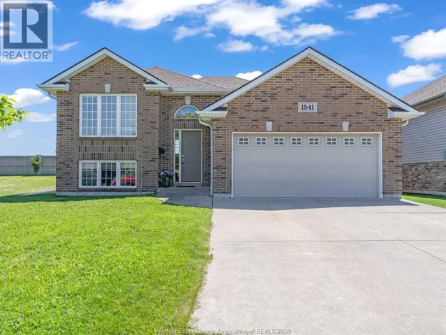 1541 Heatherglen DRIVE, Tecumseh, Ontario N8N5B3