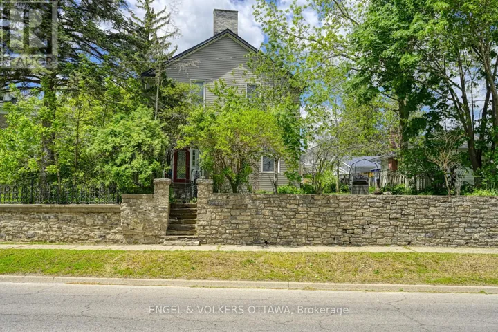 716 KING STREET W, Prescott, Ontario K0E1T0
