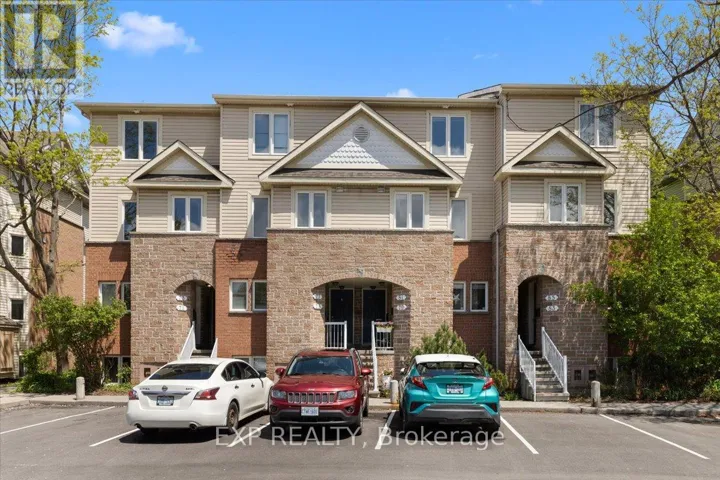 77 STRATHAVEN PRIVATE, Ottawa, Ontario K1J1K7