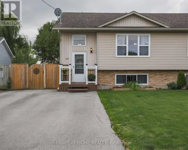 39 CUMMING STREET, St. Catharines (Western Hill), Ontario L2S1H8
