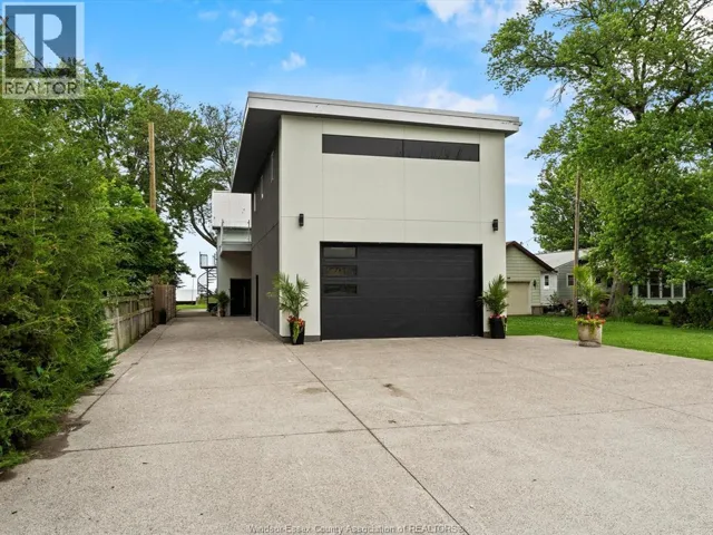 1674 CAILLE AVENUE, Lakeshore, Ontario N8L0J4