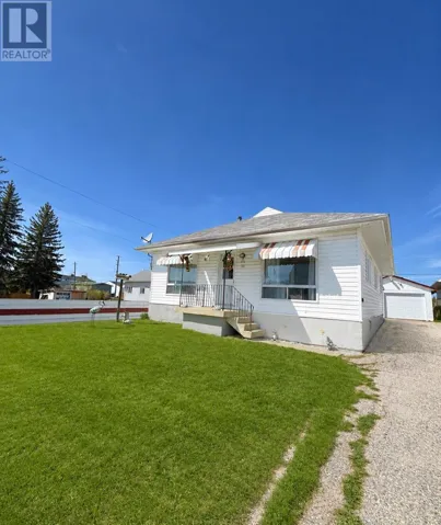 114 Nishnabe Miikena, Longlac, Ontario P0T2A0