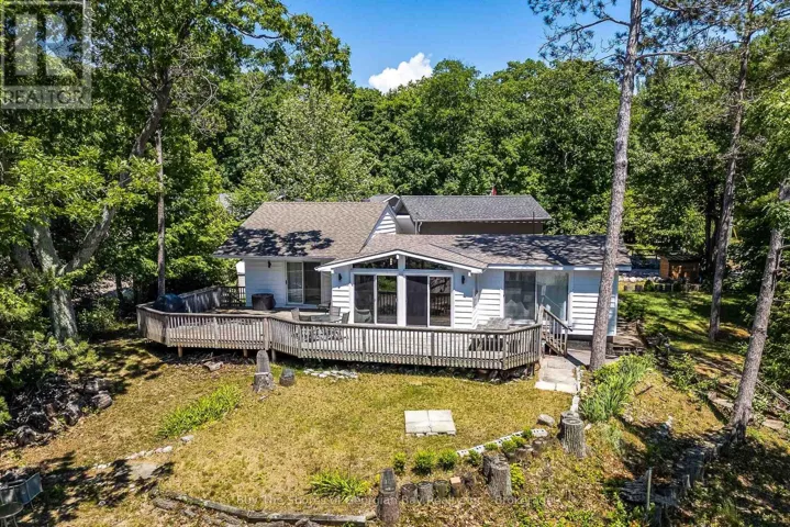 8 NASSAU COURT, Tiny, Ontario L9M0H3