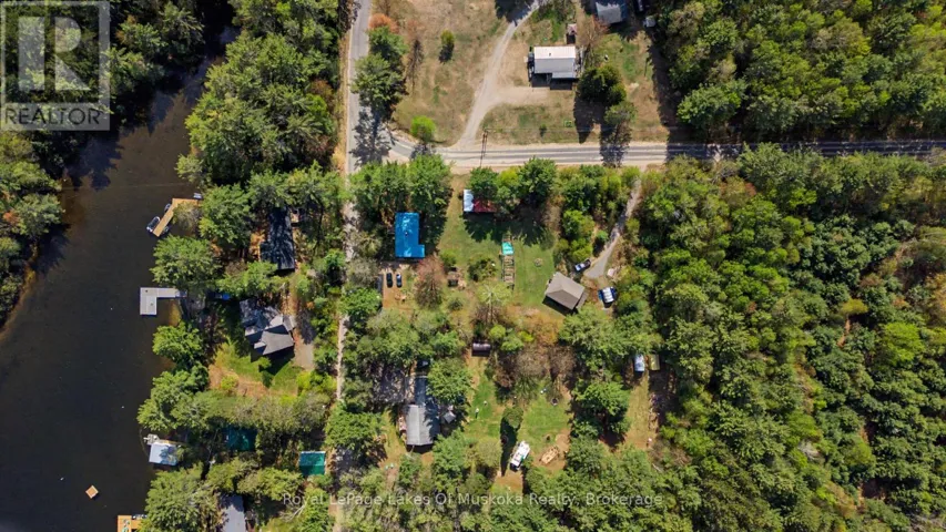 1003 KELLY ROAD, Lake of Bays (Mclean), Ontario P0B1A0