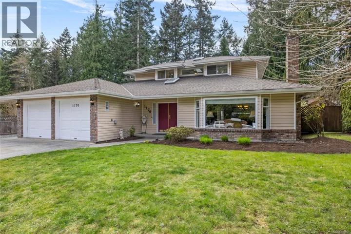 1170 Clubhouse Dr, Qualicum Beach, British Columbia V9K1C4