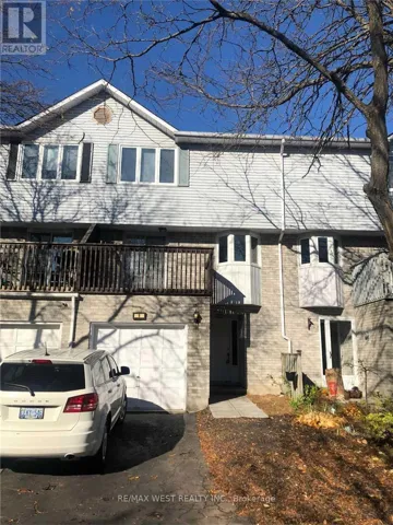 8 - 2295 MARINE DRIVE, Oakville (BR Bronte), Ontario L6L1C2