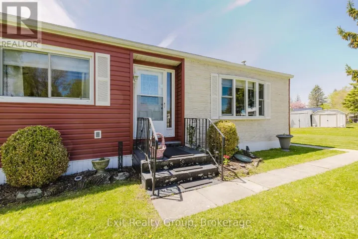 172 - 63 WHITES ROAD, Quinte West (Sidney Ward), Ontario K8V5P5