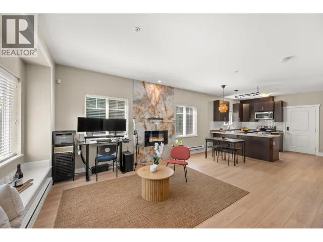 111 368 ELLESMERE AVENUE, Burnaby, British Columbia V5B3S9