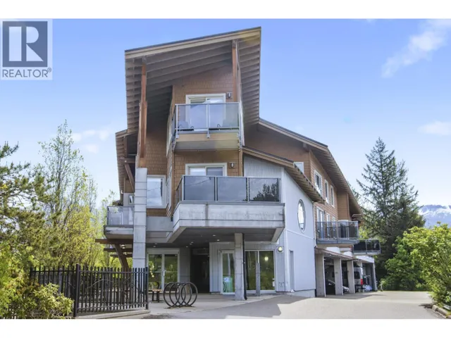 2 40775 TANTALUS ROAD, Squamish, British Columbia V8B0N2