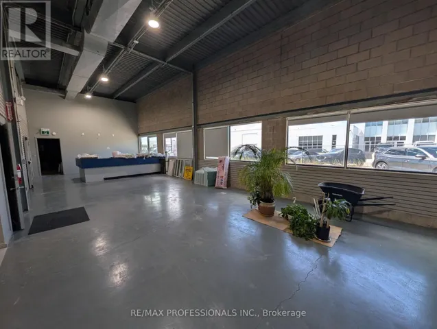 D - 1571 THE QUEENSWAY AVENUE, Toronto (Islington-City Centre West), Ontario M8Z1T8