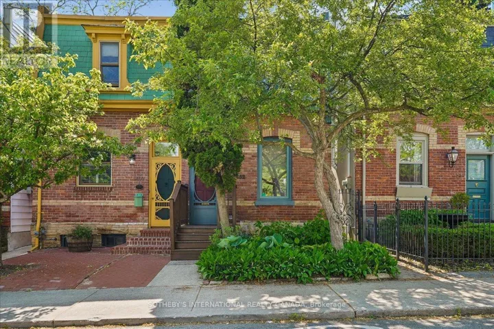 452 SUMACH STREET, Toronto (Cabbagetown-South St. James Town), Ontario M4X1V7